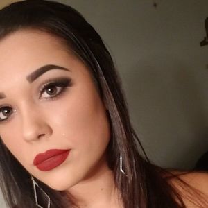 Meet your Posher, Yasmeen